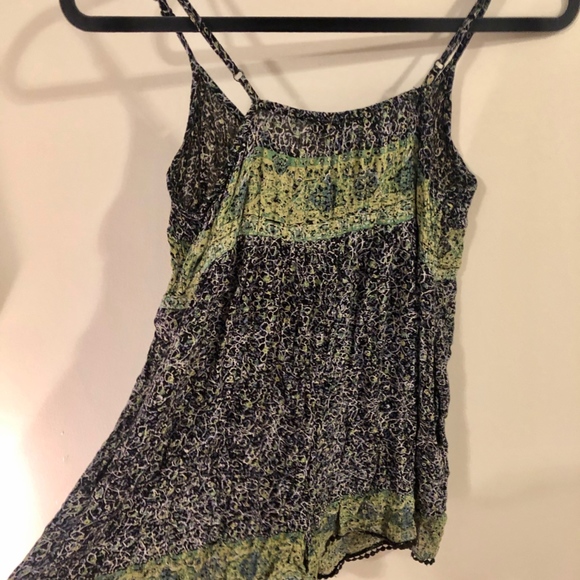 Blue & Green Floral Romper - with pockets!! - Picture 3 of 4